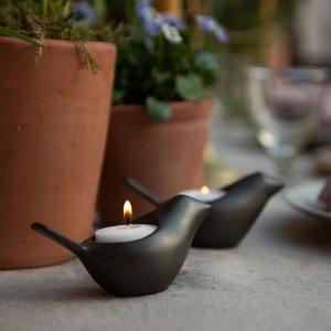 Portavelas Moderno Negro Mate con Forma de Pájaro, Soporte Minimalista para Velas Votivas, Decoración Nórdica para Hogar, Jardín y Mesa, y Regalo - Product Image 2