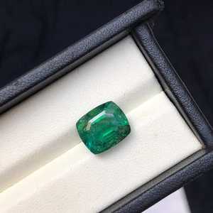Turmalina Verde Natural, Corte Cojín, Gema Suelta de 2.00Ct, Certificada por Terceros, ZUBEDA GEMS JEWELLRY, Fabricación de Joyería Personalizada - Product Image 1