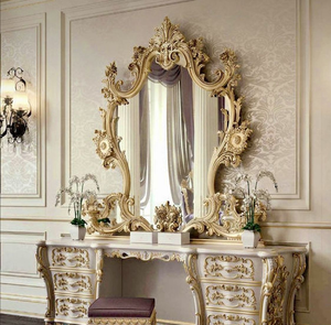 Elegant <b>silver</b> and gold detailed wooden carved <b>console</b> <b>table</b> with wide mirror, available at wholesale prices. - Product Image 6