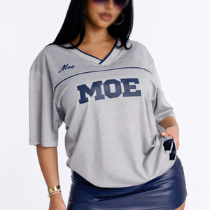 カスタムレディースオーバーサイズアメリカンジャージートップ通気性半袖ストリートウェアスポーツシャツOEMプライベートラベル卸売（米国向け） - Product Image 1