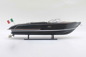 RIVA ISEO Pintado en Negro - Maqueta de Lancha Rápida de Madera Hecha a Mano para Colección, Regalo Empresarial Navideño Global, Estilo Náutico - Product Image 2