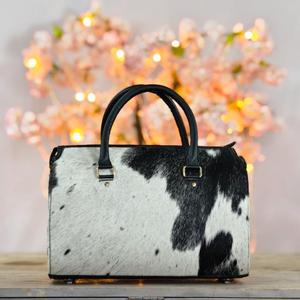 Bolso de Mano de Cuero Vacuno de Lujo con Diseño Floral Repujado y Cierre de Cremallera con Piedra Turquesa, Bolso Duradero para Mujer - Product Image 2