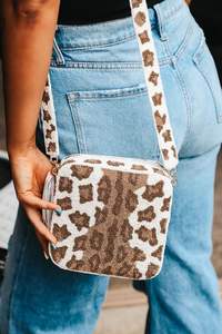 Sac bandoulière carré fait main en perles de rocaille, motif étoiles multicolores, avec large sangle, pour femme, idéal pour la plage et les soirées - Product Image 2