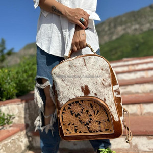 Nouveau élégant mode chaude usiné à la main en cuir de fourrure de vachette sac à dos élégant sculpture en cuir sac à dos en cuir de Style occidental - Product Image 4