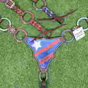 Conjunto de cabezada y pechera Western, diseño de bandera en cuero marrón, detalles trenzados - Product Image 3