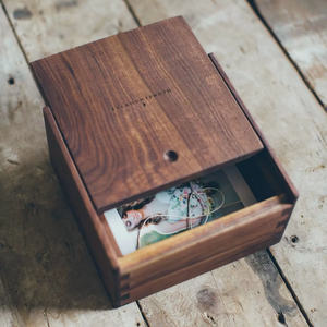 Boîte en bois à succès avec intérieur en velours marron – Fabricant et fournisseur indien de boîtes de rangement décoratives en bois à vendre - Product Image 1