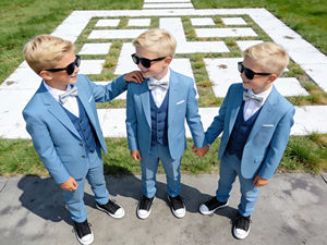 Ensemble de costume bleu pour garçons, 3 pièces, avec gilet et nœud papillon |   Ensemble Blazer et Pantalon Formel pour Enfants pour Mariage et Fêtes |   Tenue de cérémonie pour porte-parure - Product Image 2