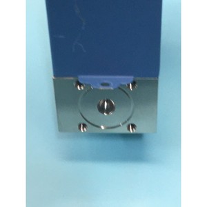 Unit Instruments UFC-<b>1660</b> Mass Flow Controller - Trusted Global Legacy Semiconductor Equipment and Parts at - Product Image 6