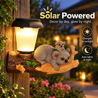 Großhandelspreis Harz-Koala Gartendekoration Outdoor Wandmontierte Tierdekoration zur Dekoration mit Solarbetrieb