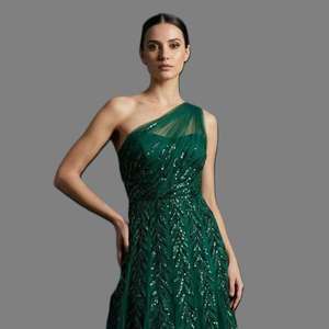 Robe de soirée élégante vert émeraude à une épaule avec motif de feuilles en sequins |   Fournisseur de robes de soirée de luxe B2B pour les détaillants - Product Image 1