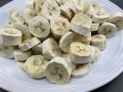 Tranches de bananes séchées FD, collation naturelle sucrée, emballage en vrac du Vietnam, pour la transformation alimentaire et la finition des desserts - Product Image 6