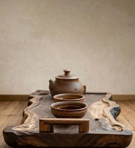 ถาดเสิร์ฟไม้วอลนัทขอบธรรมชาติ ถาดไม้สไตล์เรสติกพร้อมหูจับ เป็นมิตรกับสิ่งแวดล้อม พกพาสะดวก ใช้สำหรับจัดเลี้ยงและใช้ในบ้าน - Product Image 3