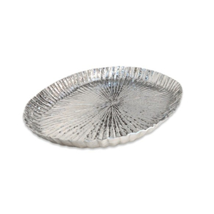 Bandeja de Servir Ovalada Moderna de Metal Plateado, Plato Decorativo de Metal Martillado, Elegante Centro de Mesa para Comedor - Product Image 1