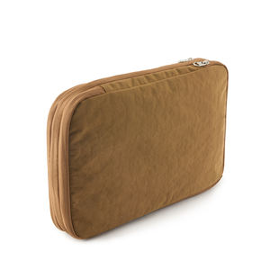 Bolsa de Almacenamiento de Ropa Plegable Resistente al Agua de 7 Pulgadas con Cierre de Cremallera de Nailon y Gran Capacidad - Product Image 3