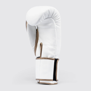 Guantes de boxeo profesionales de marca privada Premium con cierre de correa, cuero vacuno auténtico, blanco y dorado, OEM, para entrenamiento y sparring. - Product Image 4