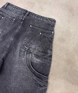 Shorts en jean noir délavé et usé |   Shorts en jean streetwear multi-poches |   Jean baggy déchiré |   Fabricant de Marques Privées OEM - Product Image 6