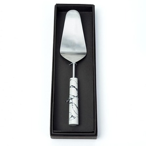 Juego de Postres de Lujo Premium – Cuchillo y Servidor para Pastel de Diseño para Eventos Modernos - Product Image 2