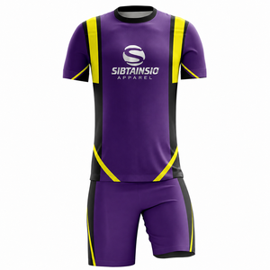Nouveaux uniformes de football respirants à sublimation, unisexes, qualité supérieure, séchage rapide, design personnalisé OEM, football professionnel - Product Image 1