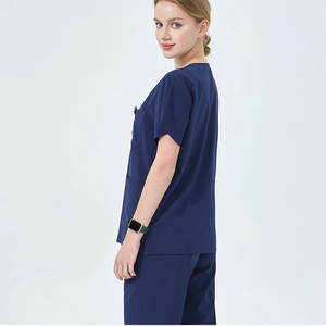 Tenues Médicales Extensibles Personnalisées de Haute Qualité pour Infirmiers, Médecins, Vétérinaires et Chirurgiens (Ensemble Unisexe) - Product Image 3