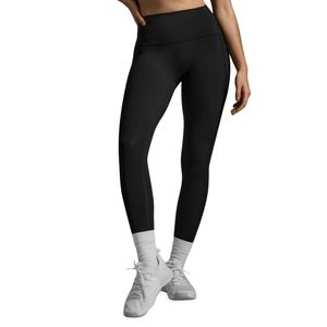 กางเกงเลกกิ้งโยคะผู้หญิงแบบขายส่งสั่งทำพิเศษ คุณภาพพรีเมียม เนื้อผ้าระบายอากาศได้ดี ไร้ตะเข็บ แห้งเร็ว เอวสูง เหมาะสำหรับออกกำลังกาย ฟิตเนส วิ่ง และเล่นกีฬา - Product Image 1