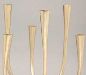 Candélabre doré à cinq bras pour la décoration de la maison, porte-bougie en métal durable - Product Image 3