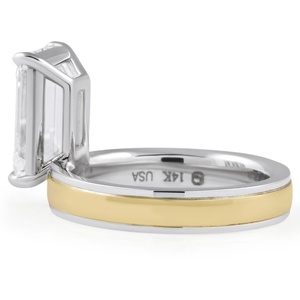 แหวนหมั้นเพชรทรงเหลี่ยมมรกต 3.71 กะรัต สองสี ทองคำขาว 14k และทองคำเหลือง แหวนแต่งงานเพชรเม็ดเดี่ยวรับรองโดย IGI - Product Image 5