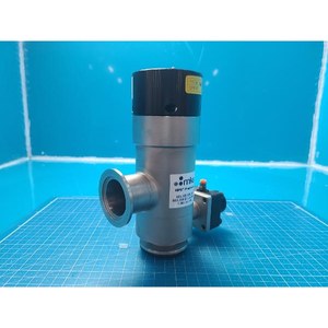 Controlador de Flujo Másico MKS L2-40-AK-225-UNVNH-F12 Usado Como Está, Piezas de Equipos Semiconductores Legados - Product Image 3