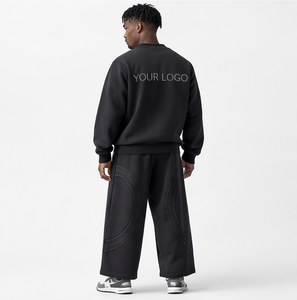 Ensemble de survêtement streetwear et loungewear surdimensionné personnalisé pour homme : sweat-shirt molletonné à col rond et pantalon large et ample - Product Image 4