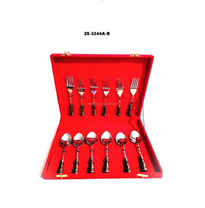 Ensemble de couverts en bois de ferme rustique pièce de couverts faits à la main poignée mince ensemble de couverts pièce élégante finition polonaise miroir - Product Image 1