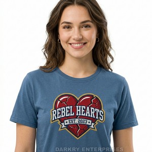 Camiseta Roja Personalizada para Mujer al por Mayor con Estampado de Corazón Glitch, Etiqueta Privada, Arte Digital, Top de Algodón para Mujer, Estilo Cyberpunk Streetwear - Product Image 4