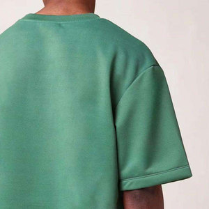 เสื้อยืดทรงบ็อกซี่ผู้ชายขายดี ผ้าคอตตอนนุ่ม ใส่สบาย ทรงหลวม สไตล์สตรีทแวร์ทันสมัย เหมาะสำหรับใส่ในชีวิตประจำวัน - Product Image 5
