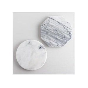 Planche à découper de luxe en marbre pour la cuisine, idéale comme cadeau de pendaison de crémaillère, cadeau de mariage et articles promotionnels - Product Image 3