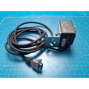 Lecteur de codes-barres laser KEYENCE BL-741 d'occasion, pièces d'équipement semi-conducteur de génération précédente - Product Image 5
