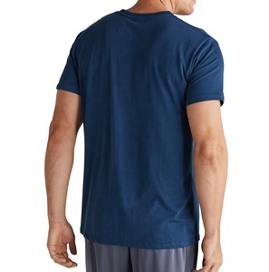 T-shirts pour hommes à col en V avec logo personnalisé, coton léger, vêtements décontractés, fabricant en gros de t-shirts pour hommes - Product Image 2