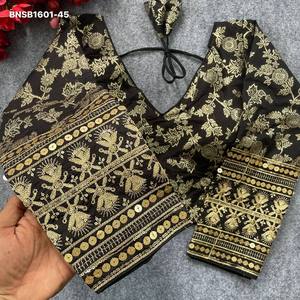 Blusa de excelente calidad en seda Dola con trabajo de tejido Zari y bordado en el borde ancho de las mangas y cuello en V acolchado a precio de mayorista. - Product Image 6