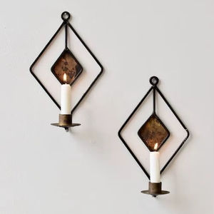 Ensemble de appliques murales vintage en fer et diamant, cadre métallique rustique, fixation sécurisée, lumière chaude, accent de décoration intérieure intemporelle - Product Image 1