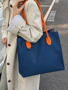 Bolso Tote Azul de PU para Mujer, Marca Beena, Gran Capacidad, Cierre de Cremallera, Decoración con Cadenas, Diseño Moderno, para Uso Diario y Viajes - Product Image 2