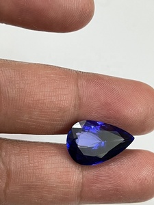 หินอัญมณีแทนซาเนตทรงลูกแพร์สีสวยและคุณภาพสูงสุดทำพลอยหลวม12.10 Cts เจียระไนโดย Sadiya International - Product Image 3