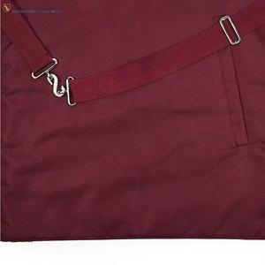 Épingle de sécurité en peau d'agneau de qualité supérieure pour tablier maçonnique, accessoire cérémoniel brodé, artisanat raffiné, finition élégante - Product Image 3