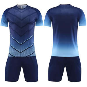 Uniforme de Fútbol para Adultos, Diseño Nuevo de Fabricante, Logotipo Personalizado, Secado Rápido, 100% Poliéster, Manga Corta, a la Moda - Product Image 1