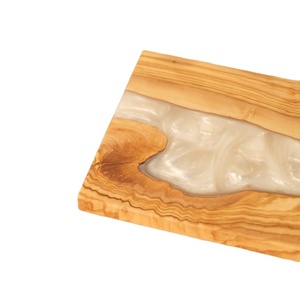 Tabla de cortar de epoxi de madera hecha a mano Formas y colores personalizables para cocina, comedor y charcutería oceánica - Product Image 4