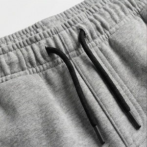 Shorts longs décontractés pour hommes en molleton 100 % coton, lavage délavé soleil, confortables et sur mesure, style uni et tendance pour l'été - Product Image 4