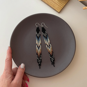 Meilleur importateur de boucles d'oreilles pendantes artisanales à motifs naturels et perles – Dégradé bleu marine à marron, style bohème chic pour les fiançailles - Product Image 4
