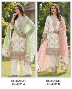 Meilleure Vente : Costume pakistanais pour femme en Georgette Heavy Fox avec broderie, travail de sequins et travail Khatli, idéal pour les événements spéciaux et les fêtes - Product Image 5