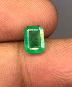 ESMERALDA NATURAL DE 1.15 CT CON CORTESÍA OCTAGONAL. HERMOSA ESMERALDA PARA JOYERÍA. - Product Image 2