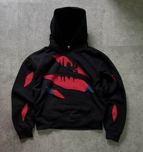 Sweat à capuche graphique Anime Berserk unisexe, bordeaux, noir, blanc, avec logo Brand of Sacrifice et patch Berserker Armor, coupe oversize - Product Image 4