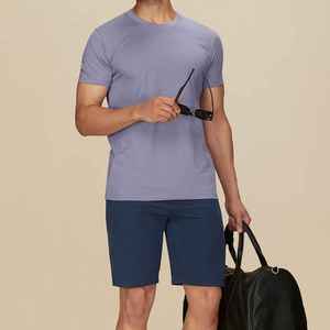 T-shirt à manches courtes pour homme, bleu clair, col rond, coupe classique, couleur unie, vêtement décontracté, jersey en coton tricoté - Product Image 2