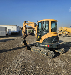 Mini-excavatrice HYUNDAI ROBEX 35Z-9A certifiée 2023 à vendre - Product Image 1