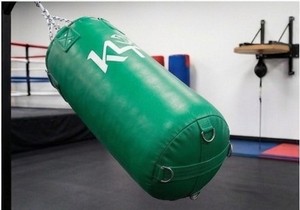 Sac de frappe robuste en cuir PU vert K4 pour la boxe et le kickboxing, à remplir de sable, pour l'entraînement en salle de sport pour adultes - Product Image 3