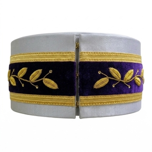 Chapeau de cérémonie blanc à couronne, brodé à la main, réglable, pour adultes, idéal pour les événements de loge maçonnique - Product Image 2